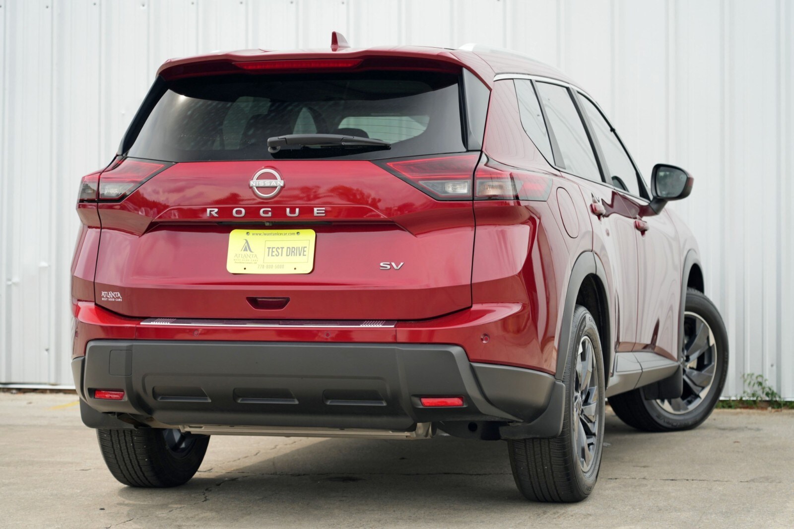 2024 Nissan Rogue SV photo 2