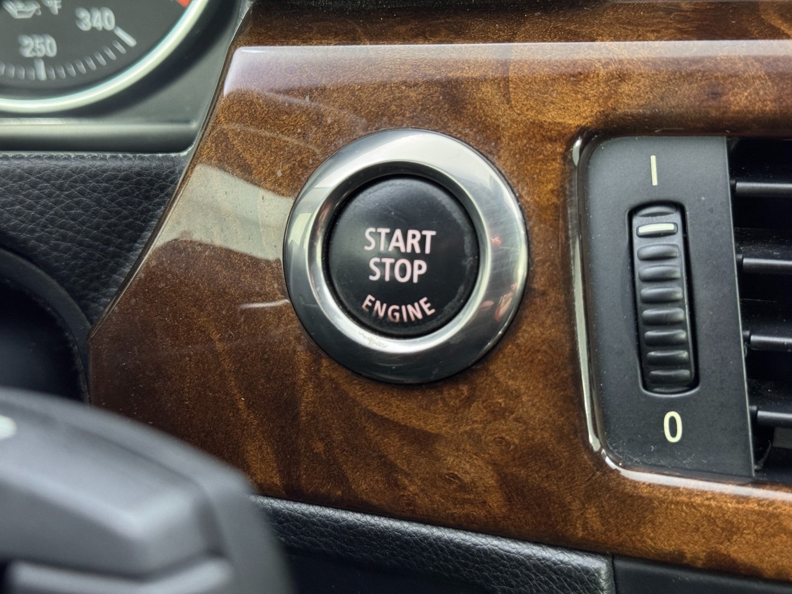 2008 BMW 3 Series 335i - Photo 22