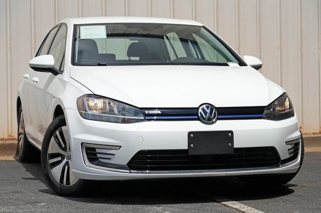 Used 2019 Volkswagen e-Golf SE w/ Driver Assist Packages Hatchback