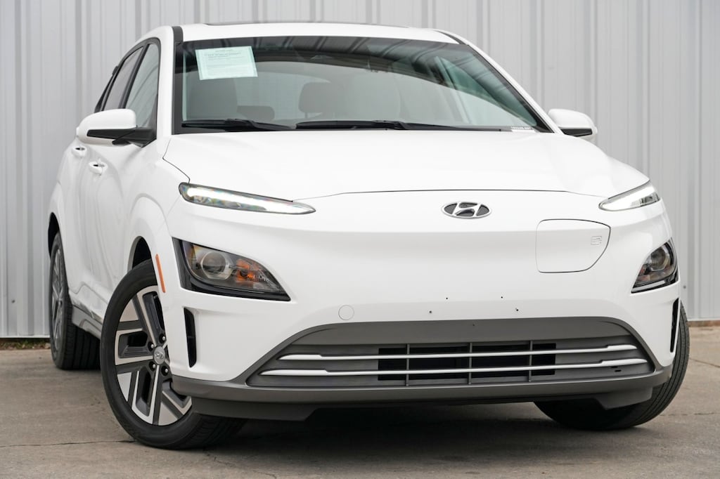 Used 2022 Hyundai Kona Electric SEL w/ Convenience Package SUV