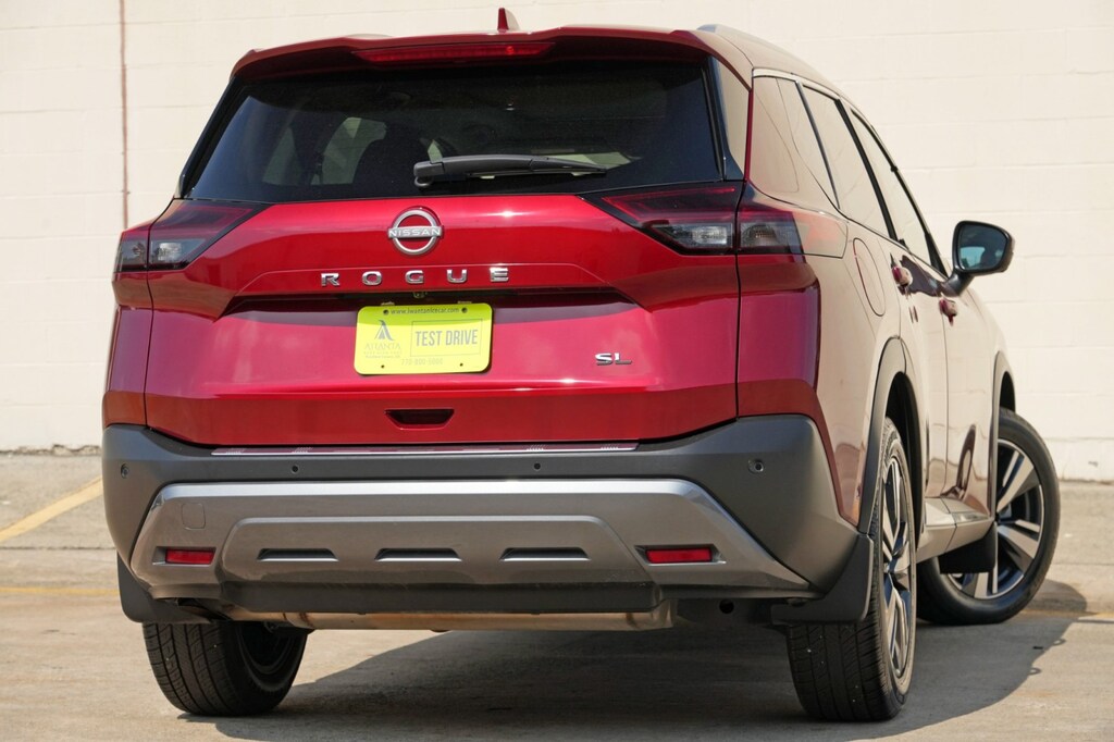 Used 2023 Nissan Rogue SL w/ Premium Package SUV