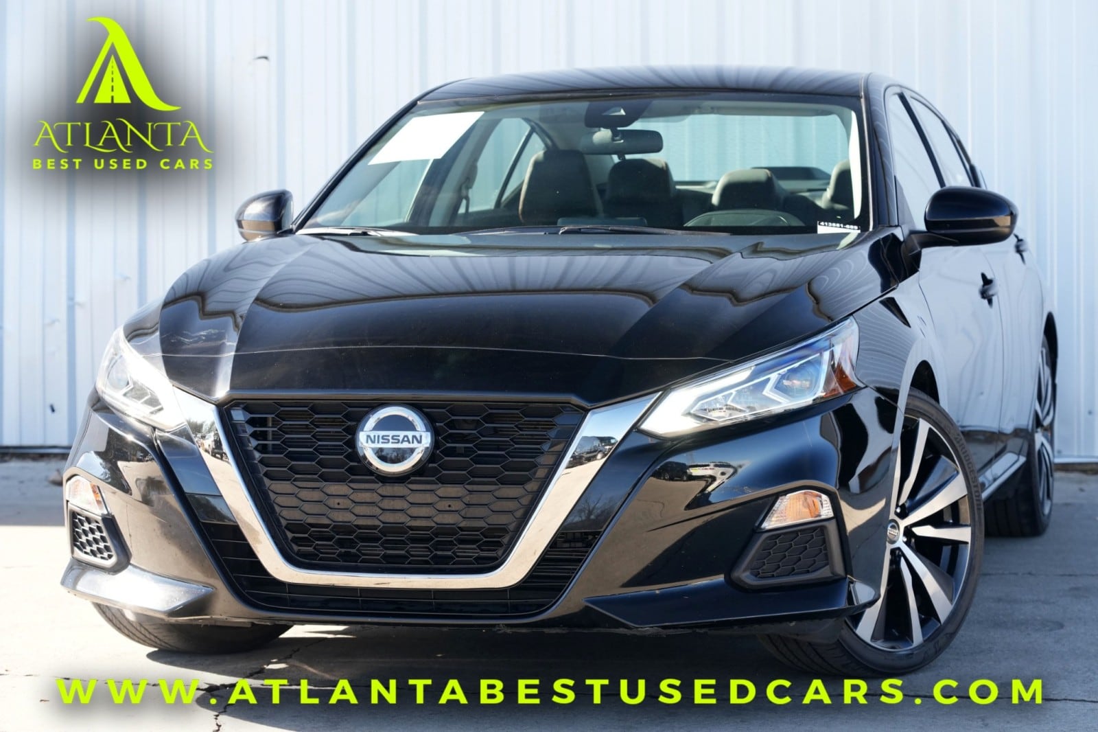 2021 Nissan Altima SR's photo