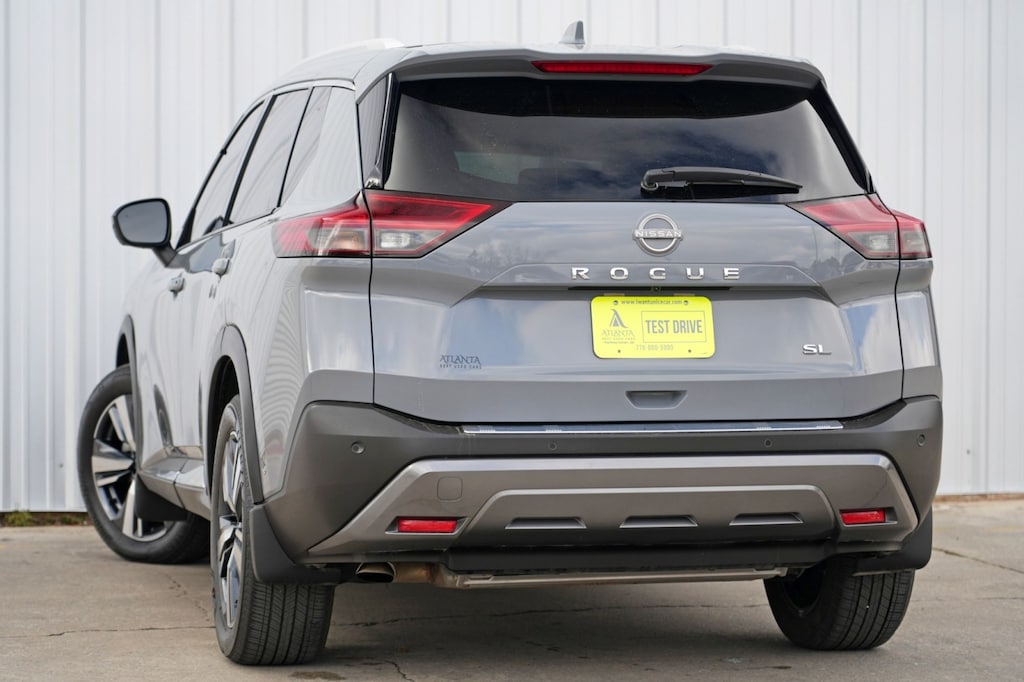 Used 2023 Nissan Rogue SL w/ Premium Package SUV