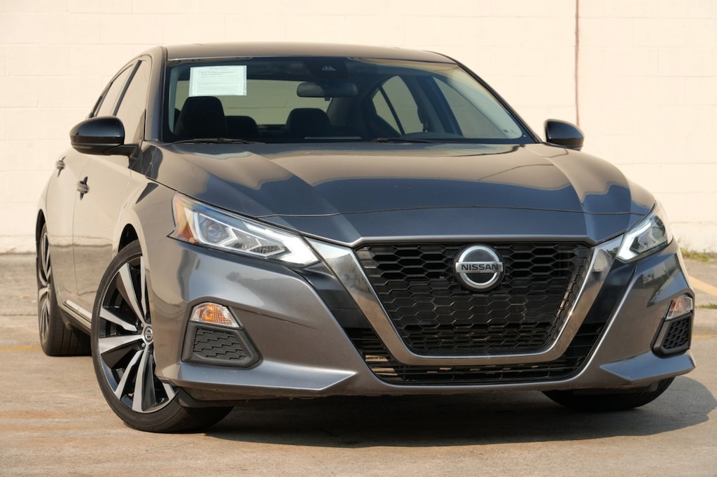 Used 2022 Nissan Altima 2.0 SR Sedan
