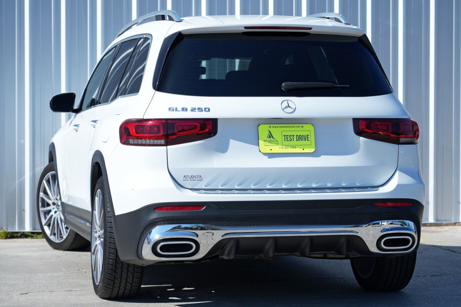 2022 Mercedes Benz GLB 250 AMG photo 2