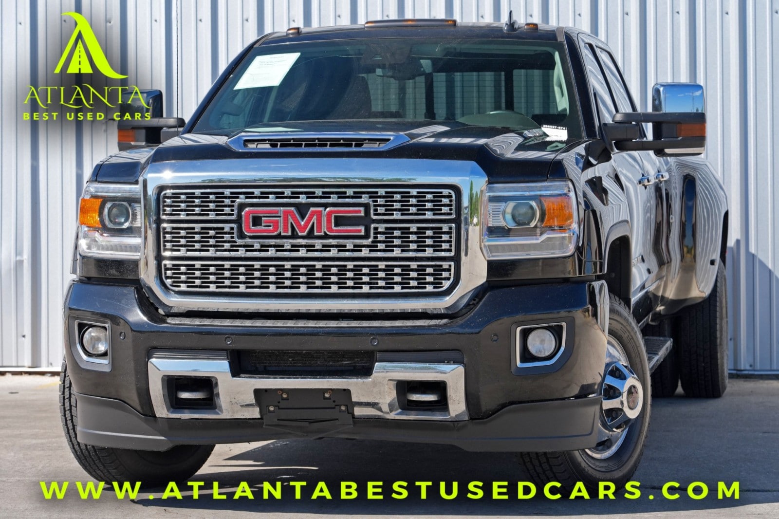 2018 GMC Sierra 4WD Crew Cab Long Box Denali DRW's photo
