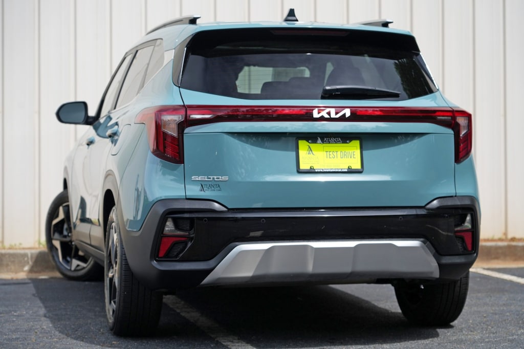 Used 2025 Kia Seltos EX SUV