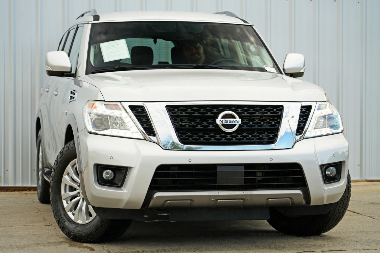 2019 Nissan Armada SV photo 2