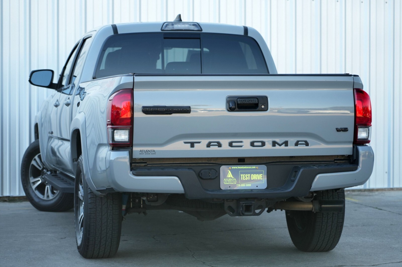 2019 Toyota Tacoma TRD Sport photo 3
