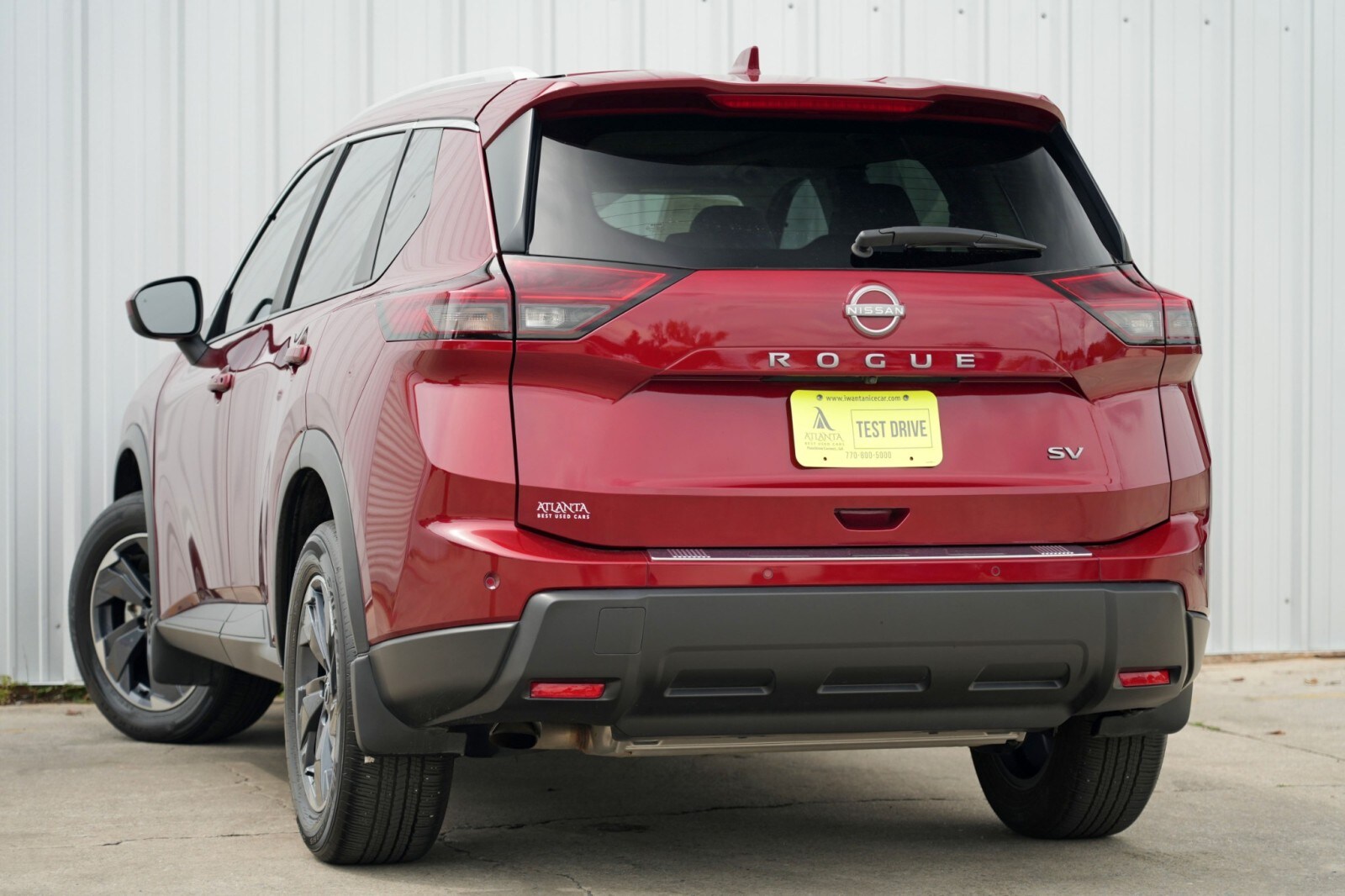 2024 Nissan Rogue SV photo 3