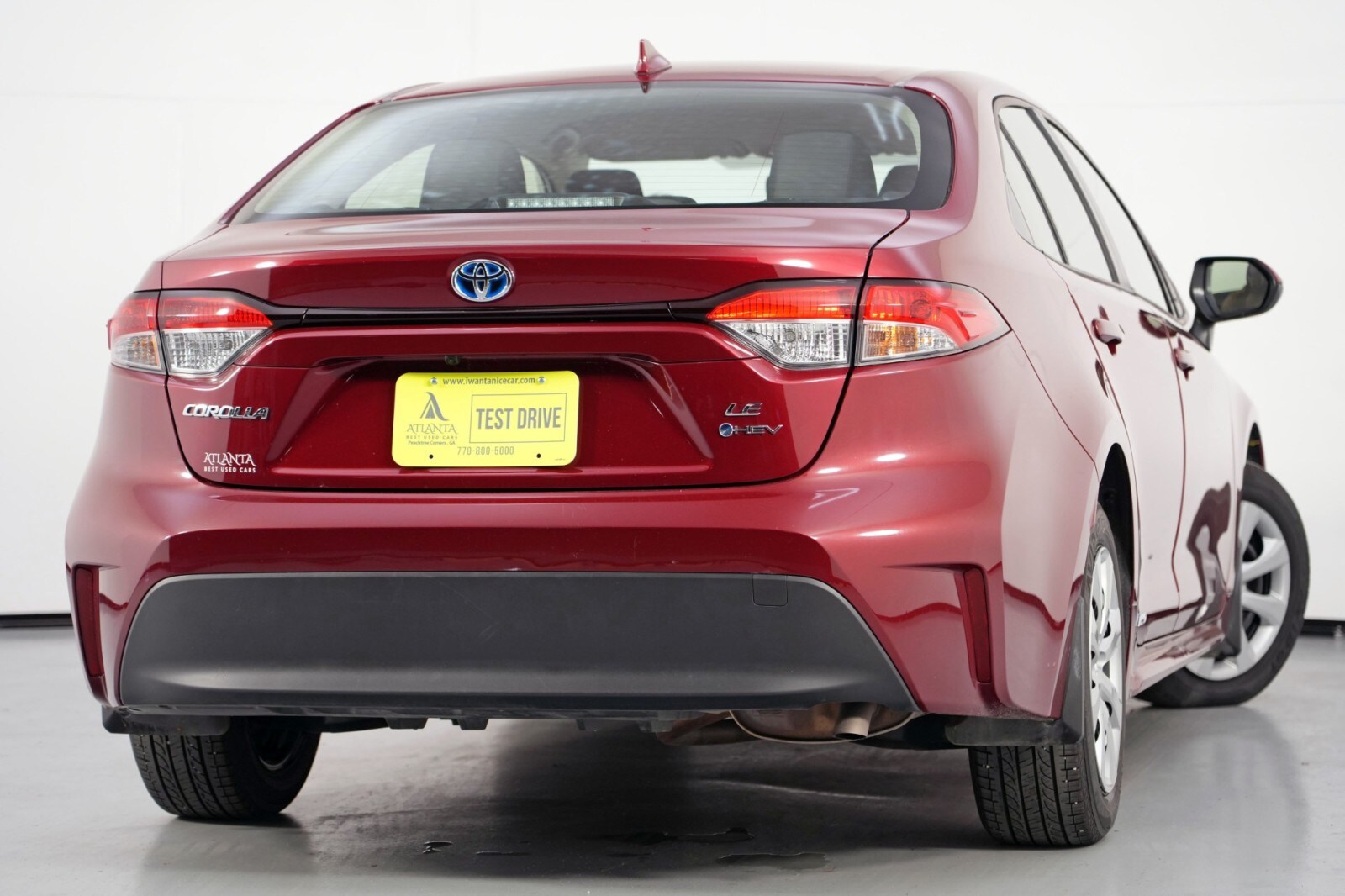 2025 Toyota Corolla Hybrid LE photo 2