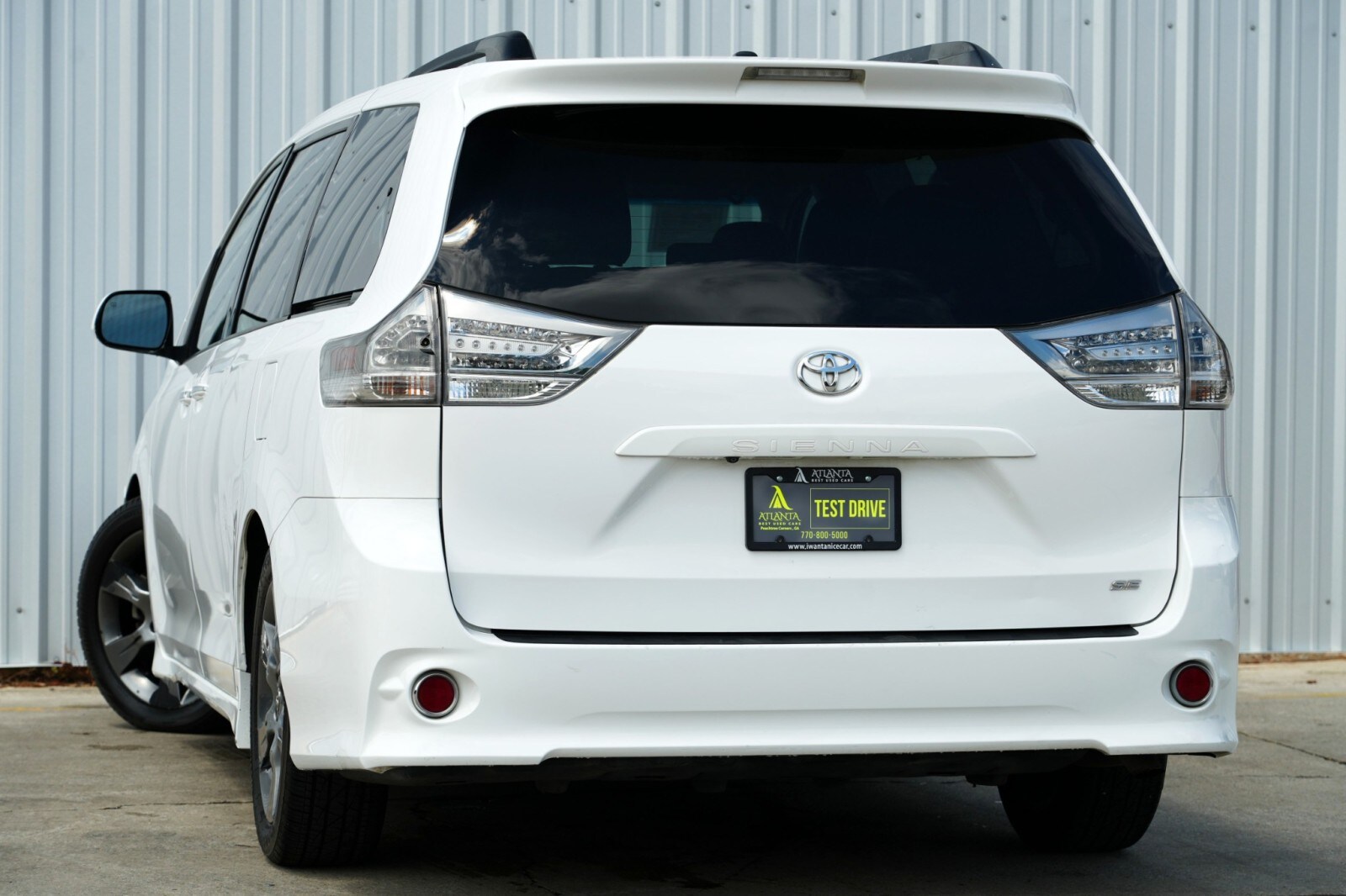 2015 Toyota Sienna SE photo 4