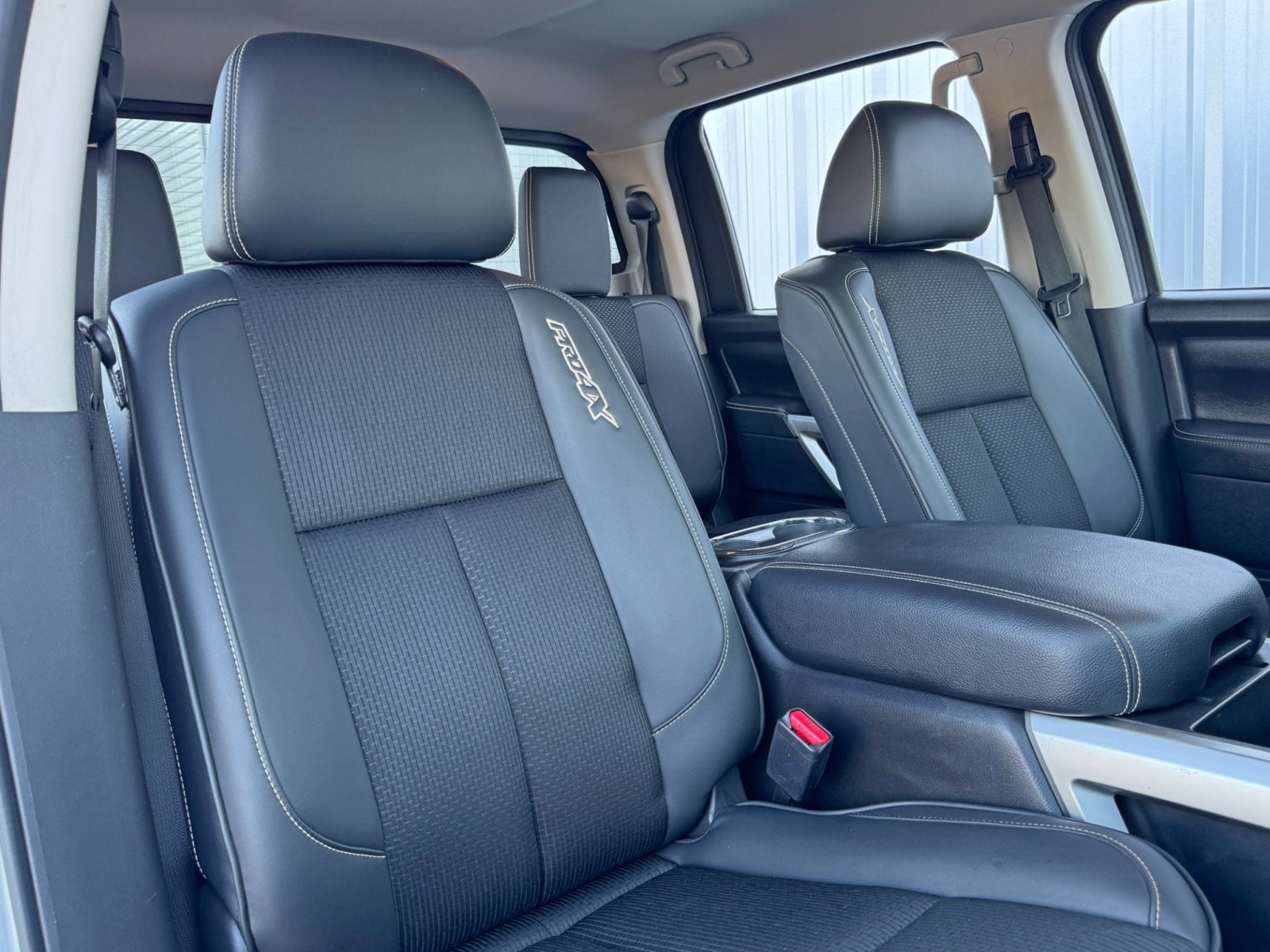 2019 Nissan Titan XD Pro-4X - Photo 33