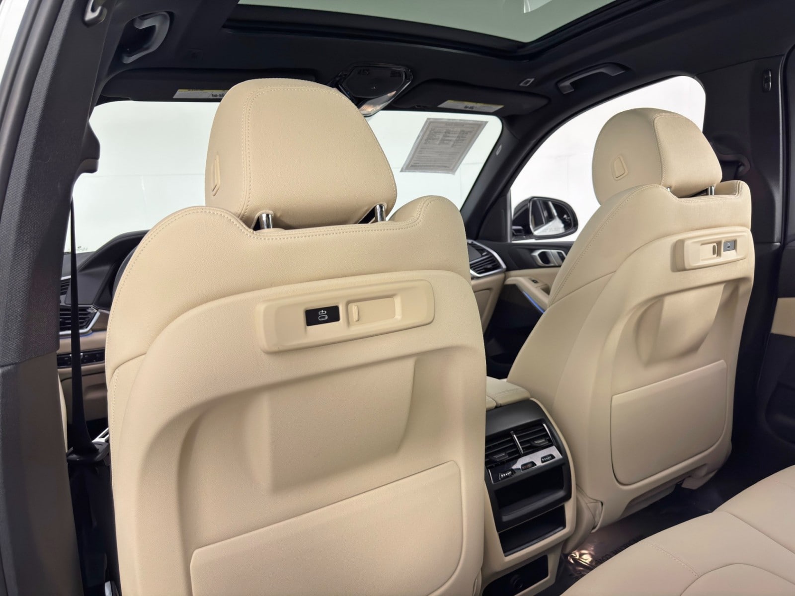 2022 BMW X5 45e - Photo 41