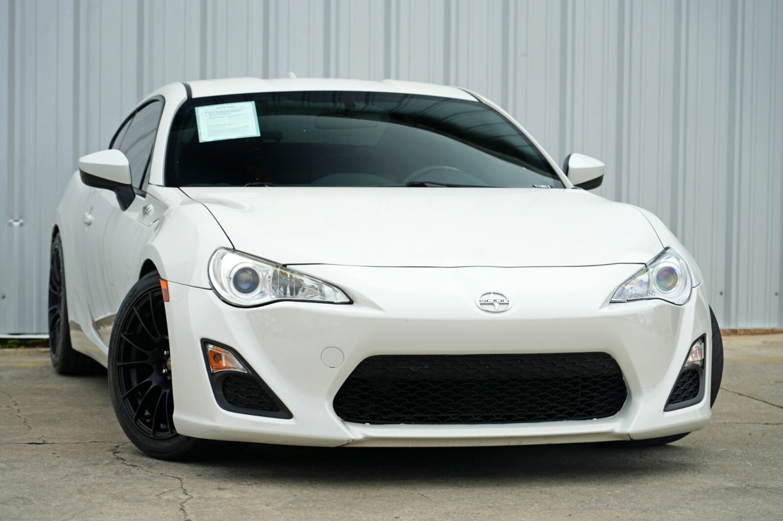 2015 Scion FR-S photo 2