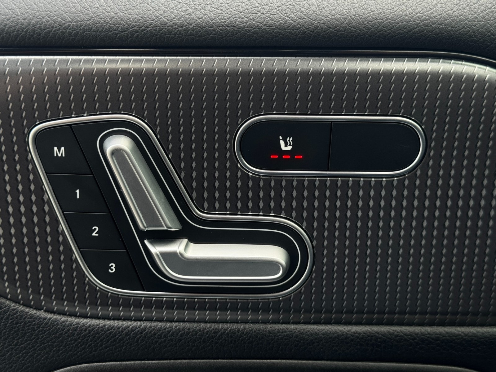 2021 Mercedes-Benz GLB Base - Photo 17