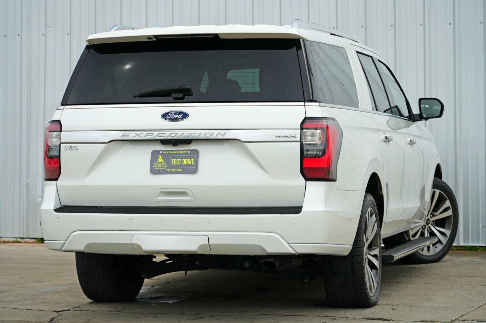 2021 Ford Expedition MAX Platinum photo 3