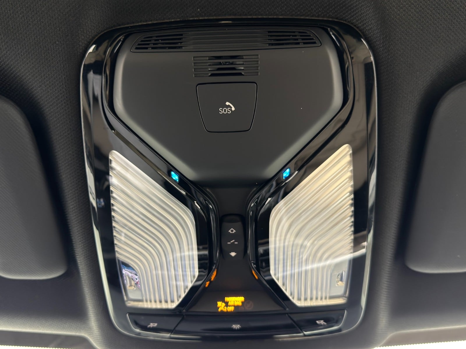2022 BMW X5 45e - Photo 40