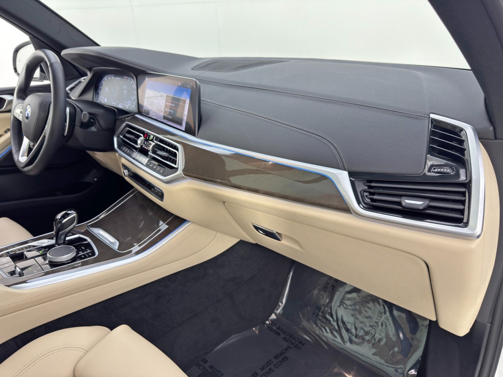 2022 BMW X5 45e - Photo 14