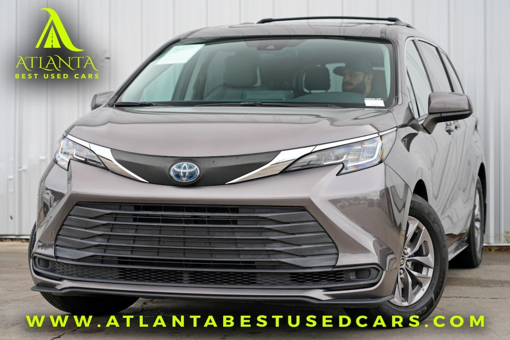 Used 2021 Toyota Sienna LE w/ Plus Package Van