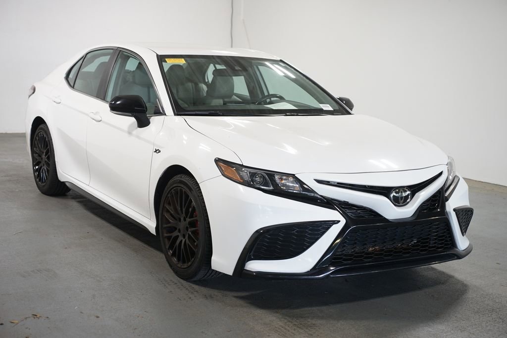 Used 2022 Toyota Camry SE Sedan