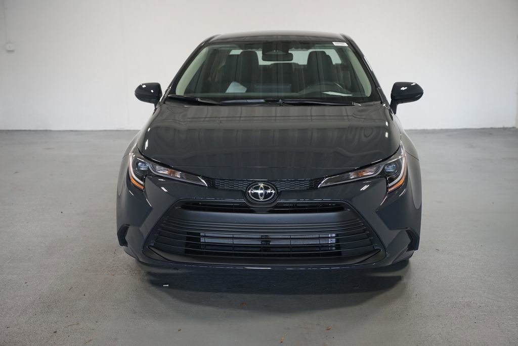 2026 Toyota Corolla LE photo 2