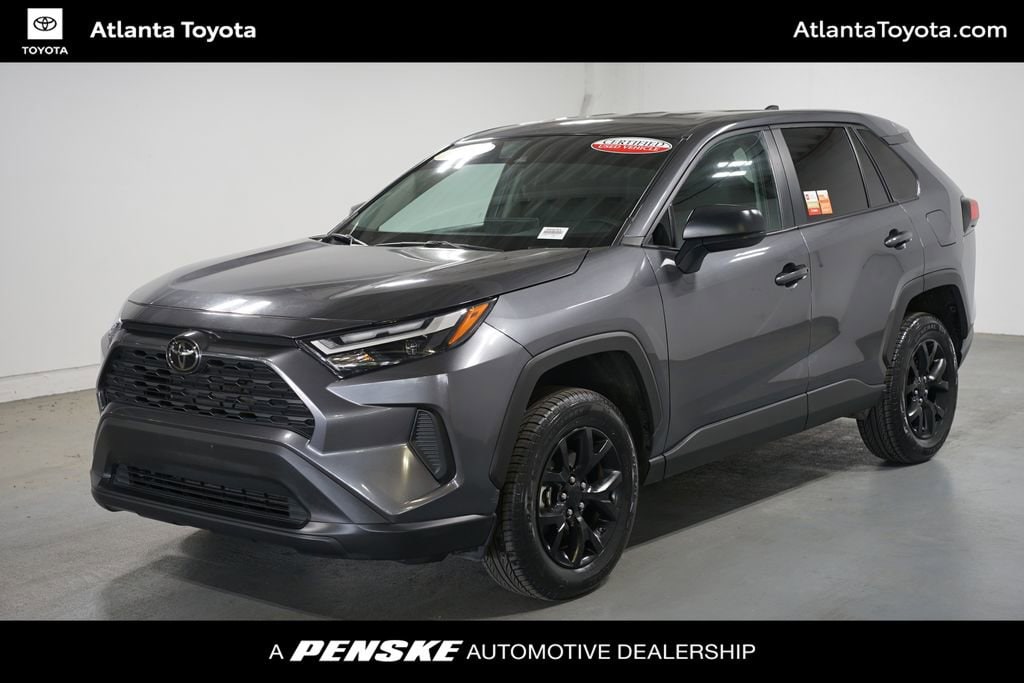 2024 Toyota RAV4 LE FWD's photo
