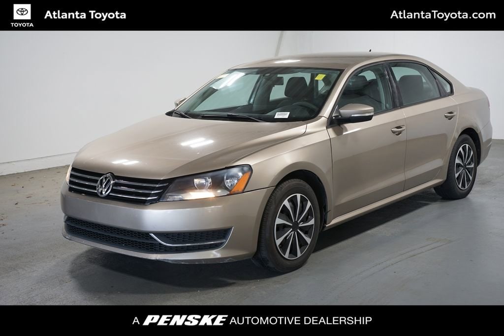 2015 Volkswagen Passat 1.8T S DSG PZEV's photo