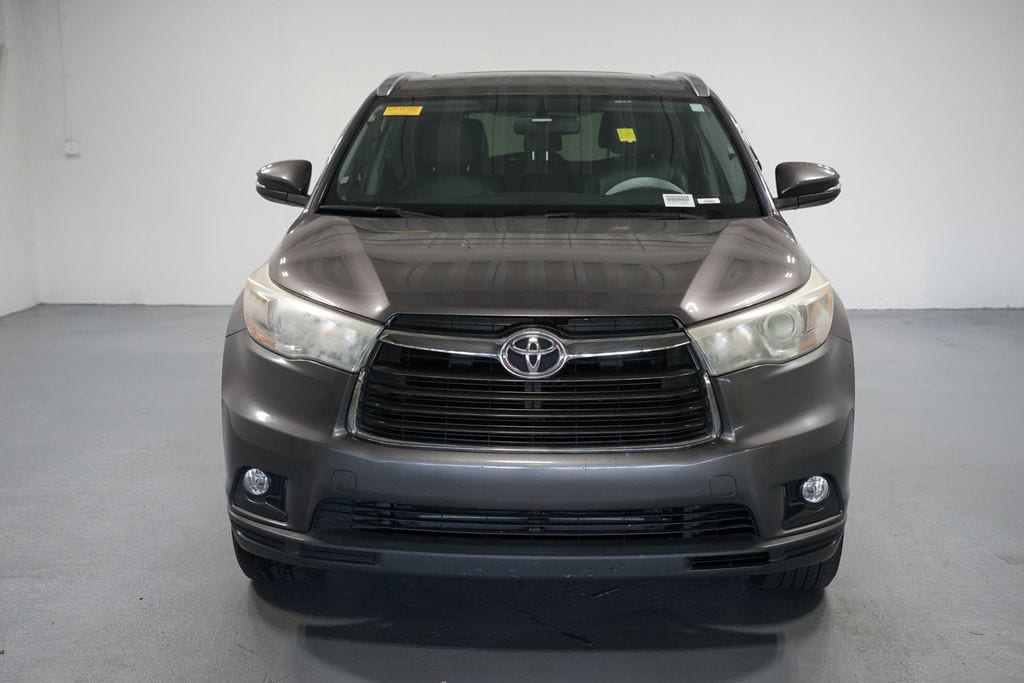 Used 2016 Toyota Highlander XLE V6 SUV