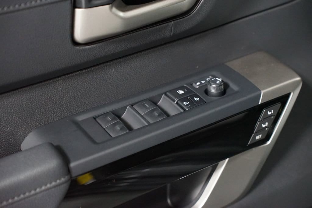 2025 Toyota Tundra Limited - Photo 34