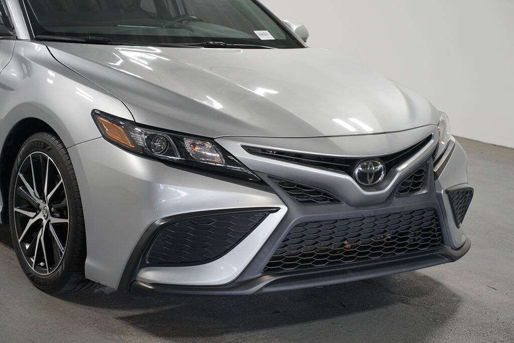 Used 2023 Toyota Camry SE Sedan