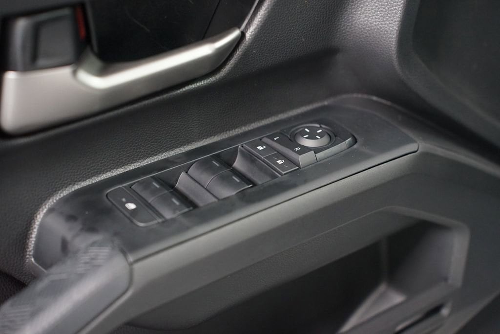 2025 Toyota Tacoma TRD Off Road - Photo 35