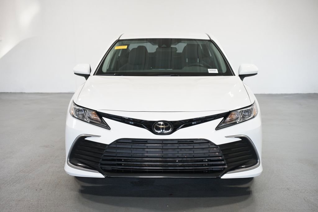 2024 Toyota Camry LE photo 2