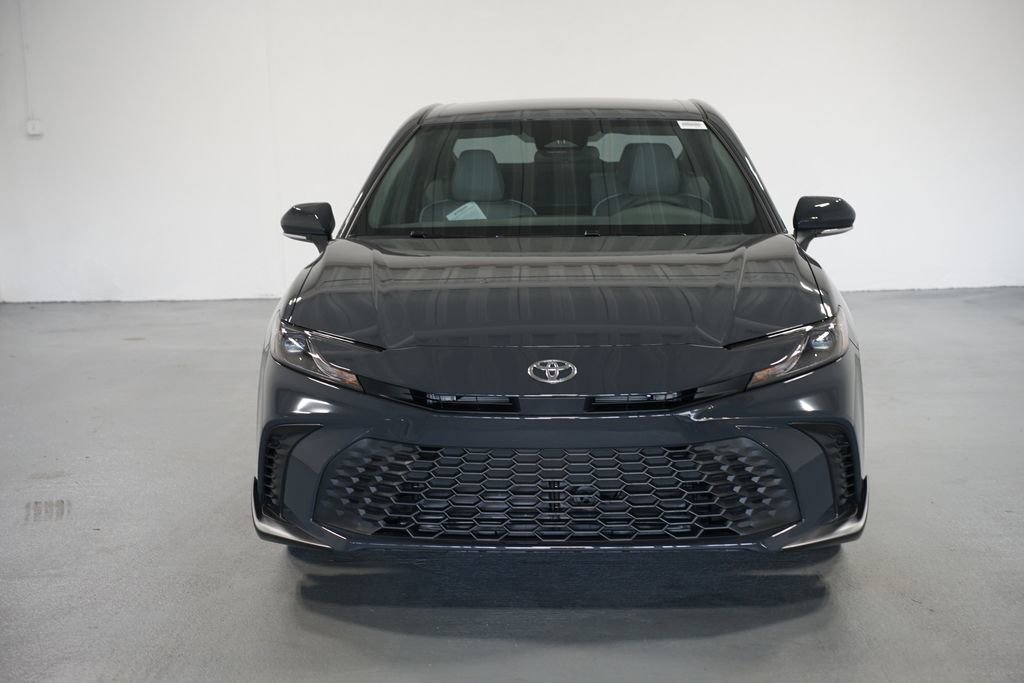 2026 Toyota Camry SE photo 2