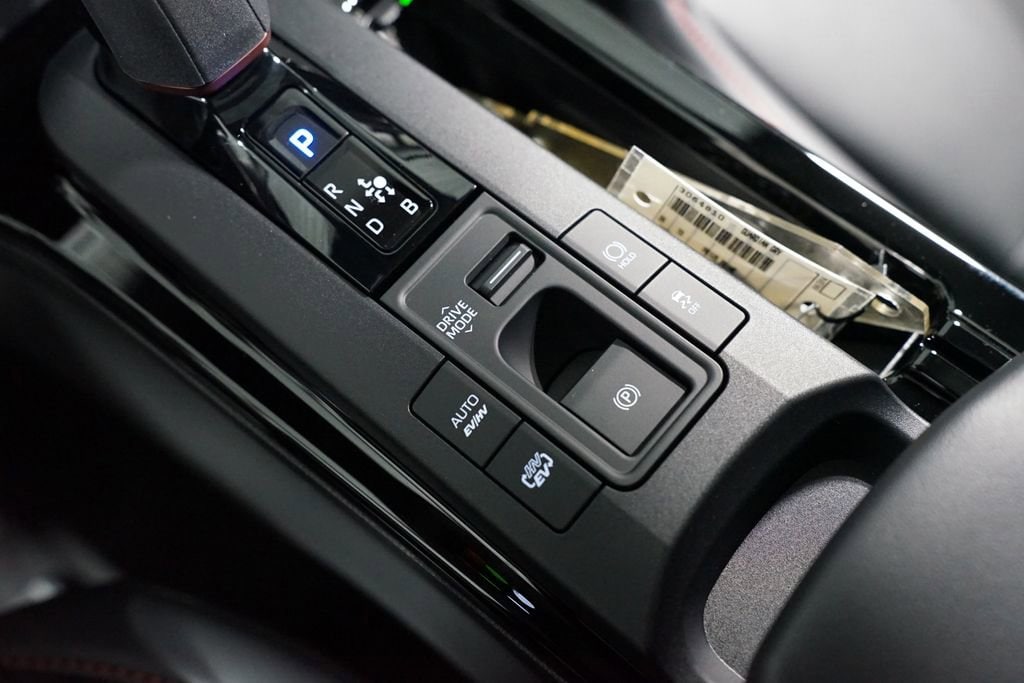 2026 Toyota Prius Plug-in Hybrid XSE Premium - Photo 24