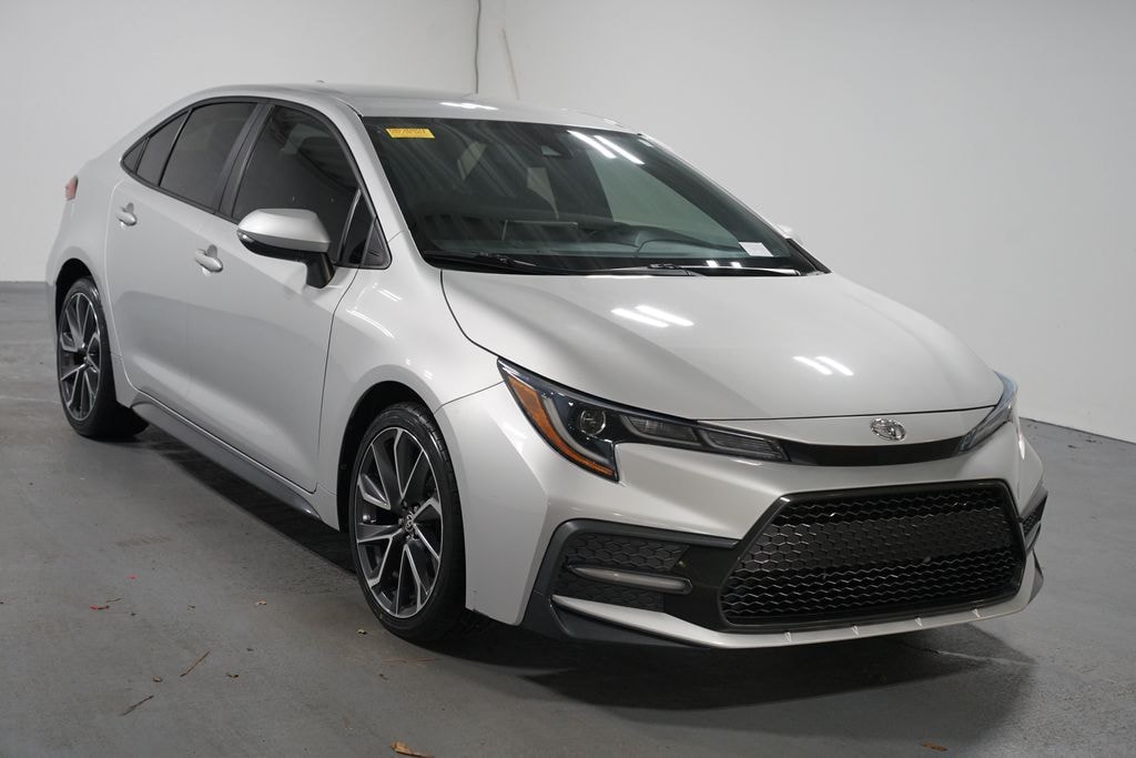Used 2020 Toyota Corolla SE Sedan