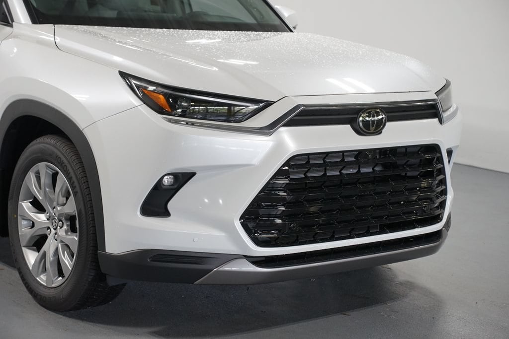New 2026 Toyota Grand Highlander Limited LIMITED FWD