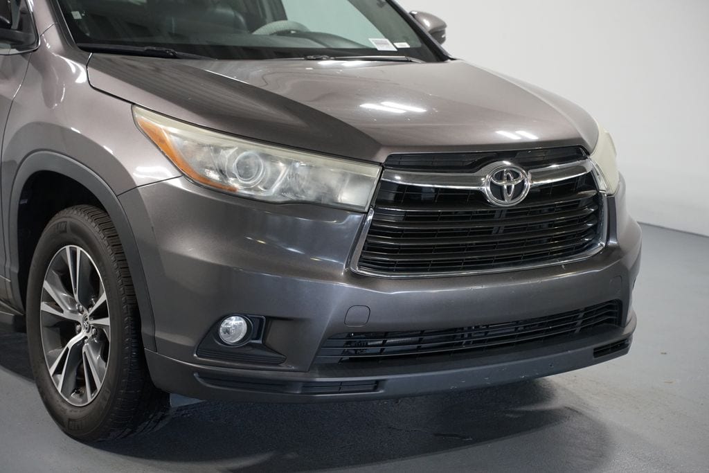 Used 2016 Toyota Highlander XLE V6 SUV