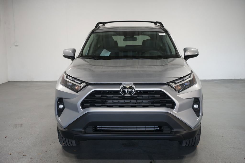 2025 Toyota RAV4 XLE Premium photo 2