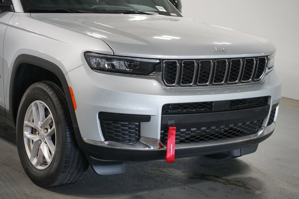 Used 2025 Jeep Grand Cherokee L Laredo SUV