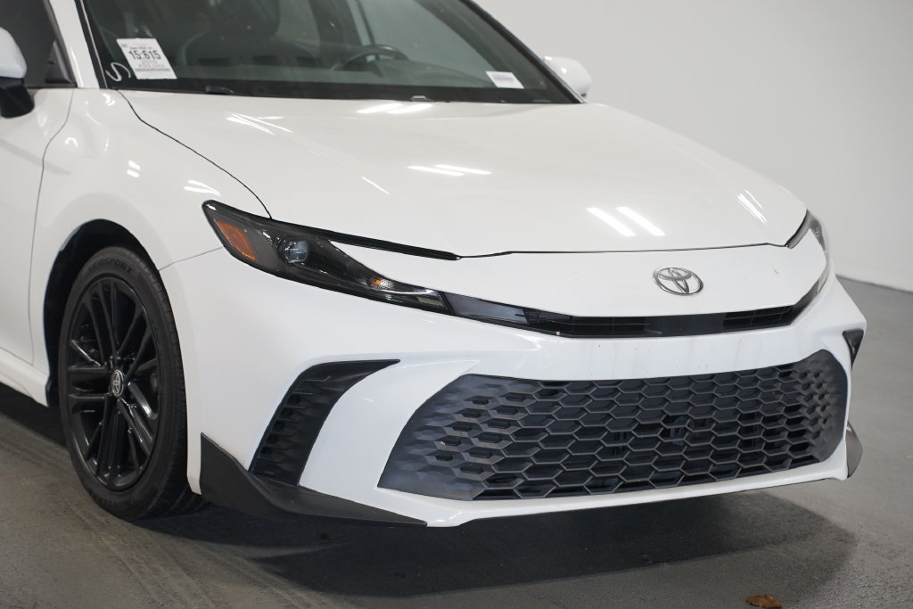 Used 2025 Toyota Camry SE Sedan