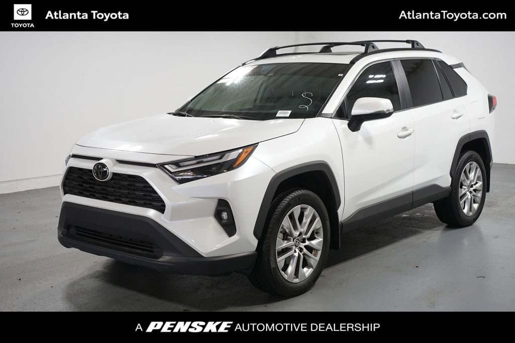 2024 Toyota RAV4 XLE Premium's photo