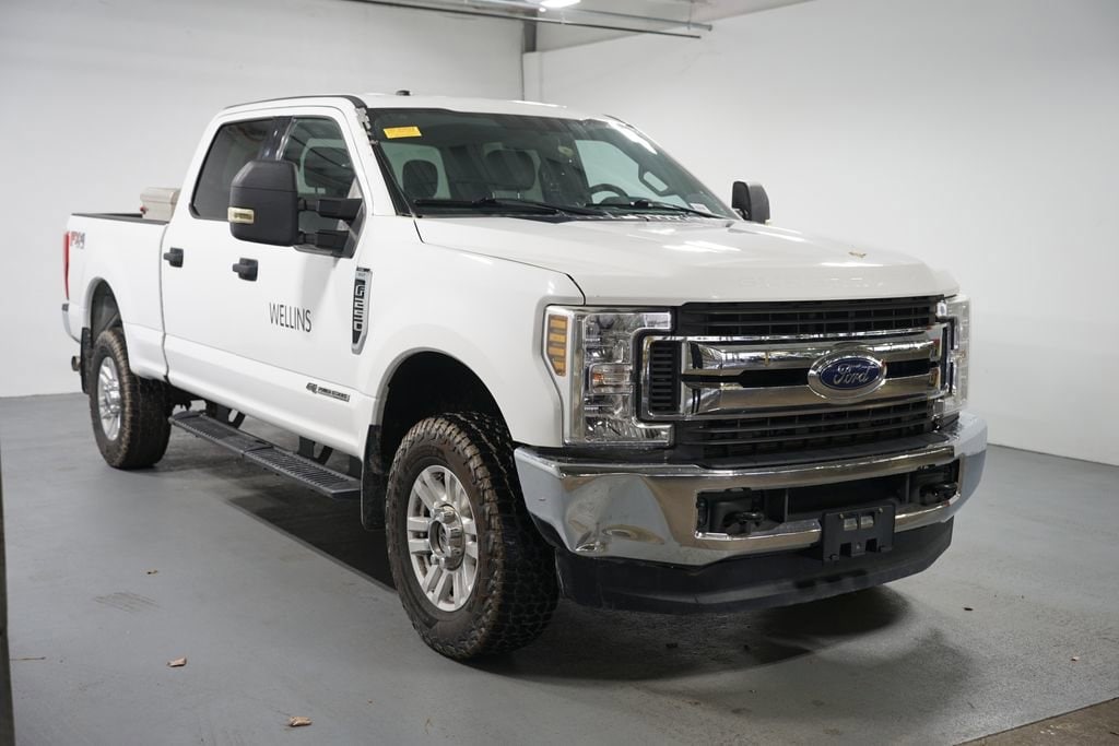 Used 2019 Ford F-250 XLT Truck Crew Cab
