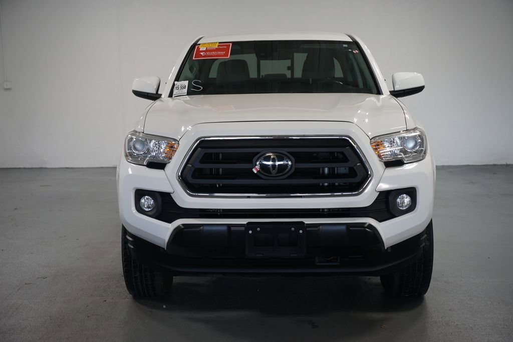 2022 Toyota Tacoma SR photo 2