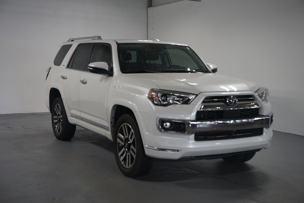 2024 Toyota 4Runner Limited photo 3