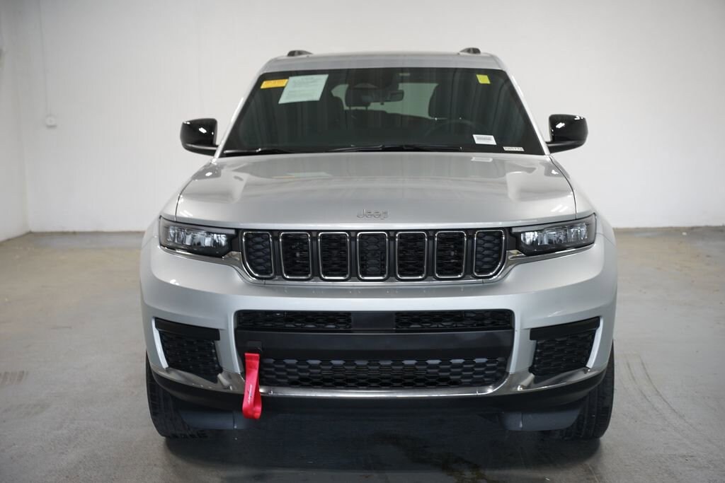 Used 2025 Jeep Grand Cherokee L Laredo SUV