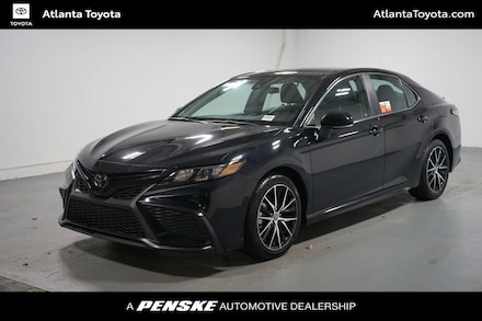 2024 Toyota Camry SE Sedan