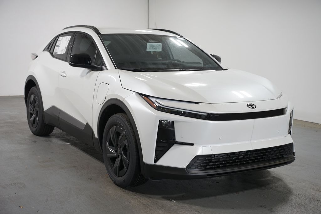New 2026 Toyota C-HR SE SE AWD