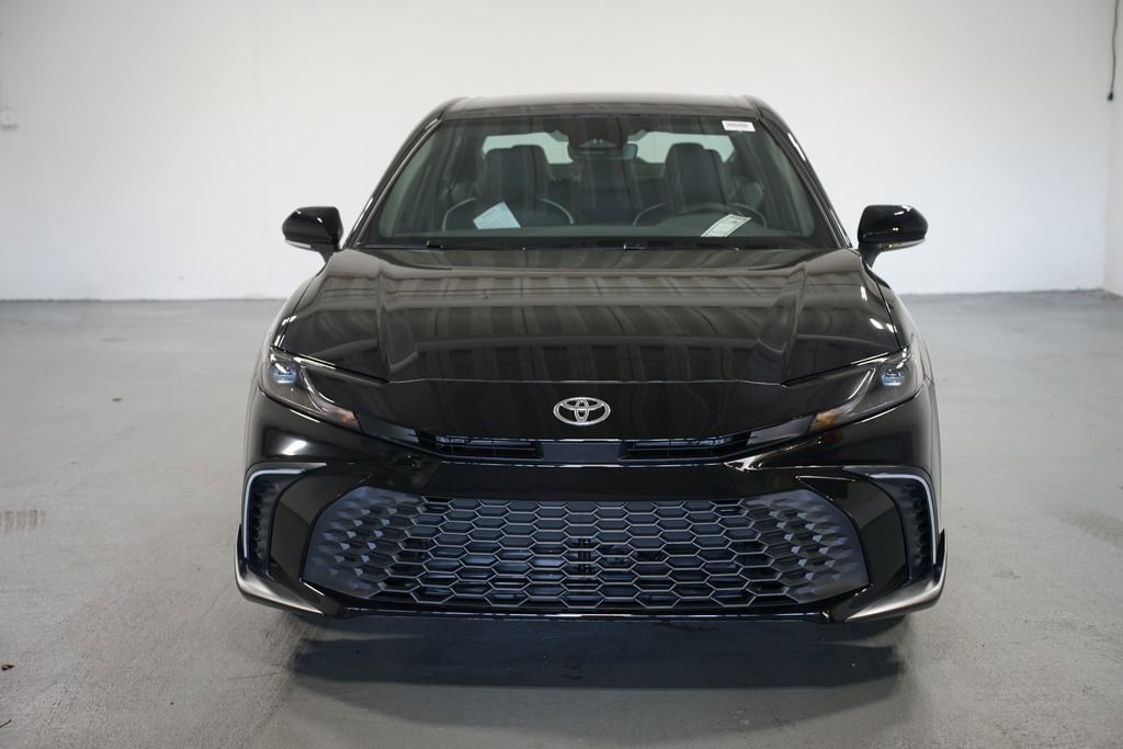 2026 Toyota Camry SE photo 2