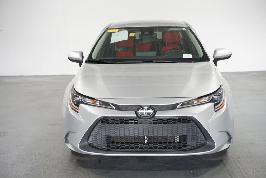 2022 Toyota Corolla LE photo 2